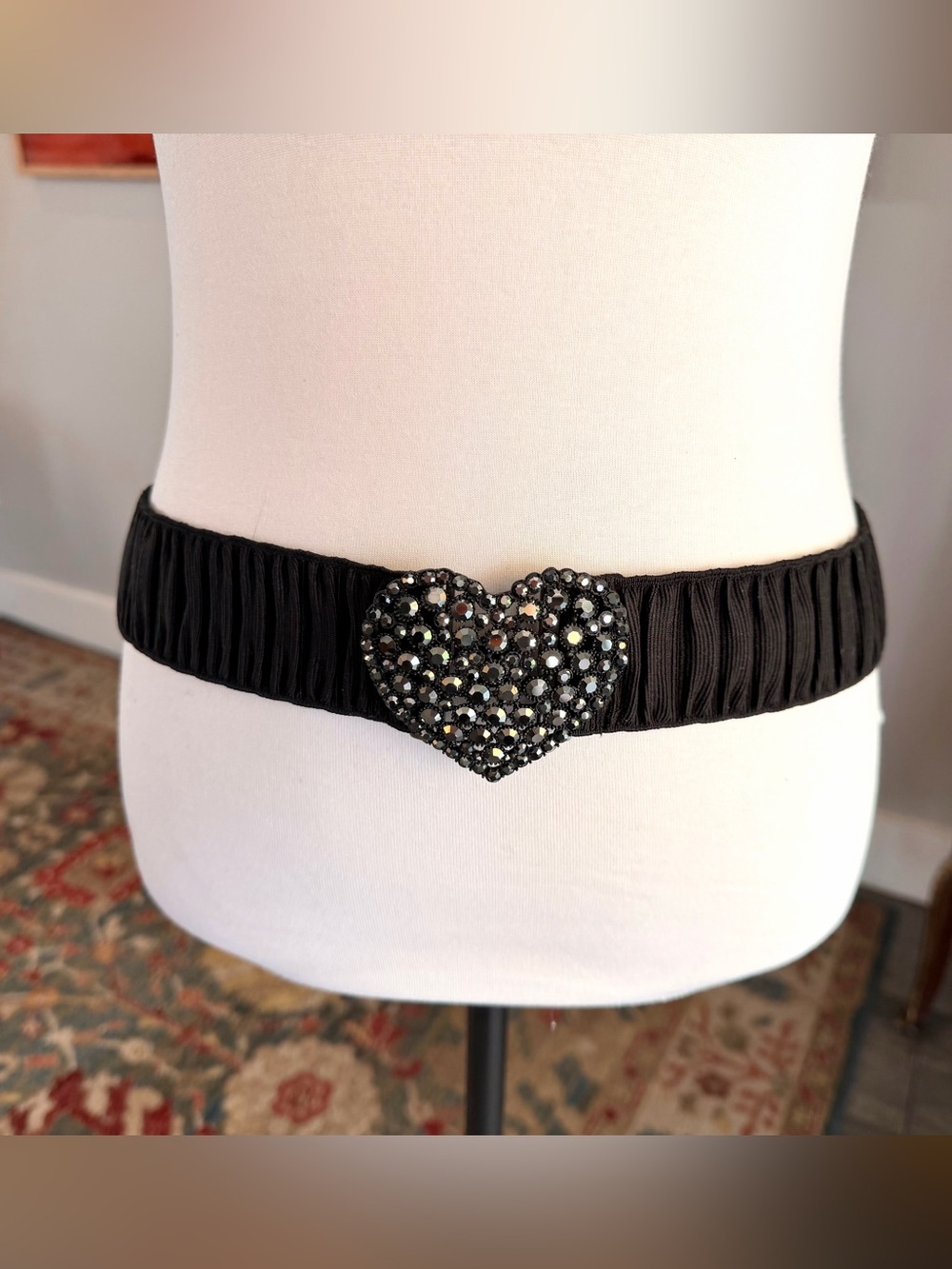Black Heart Gem Stretch Belt